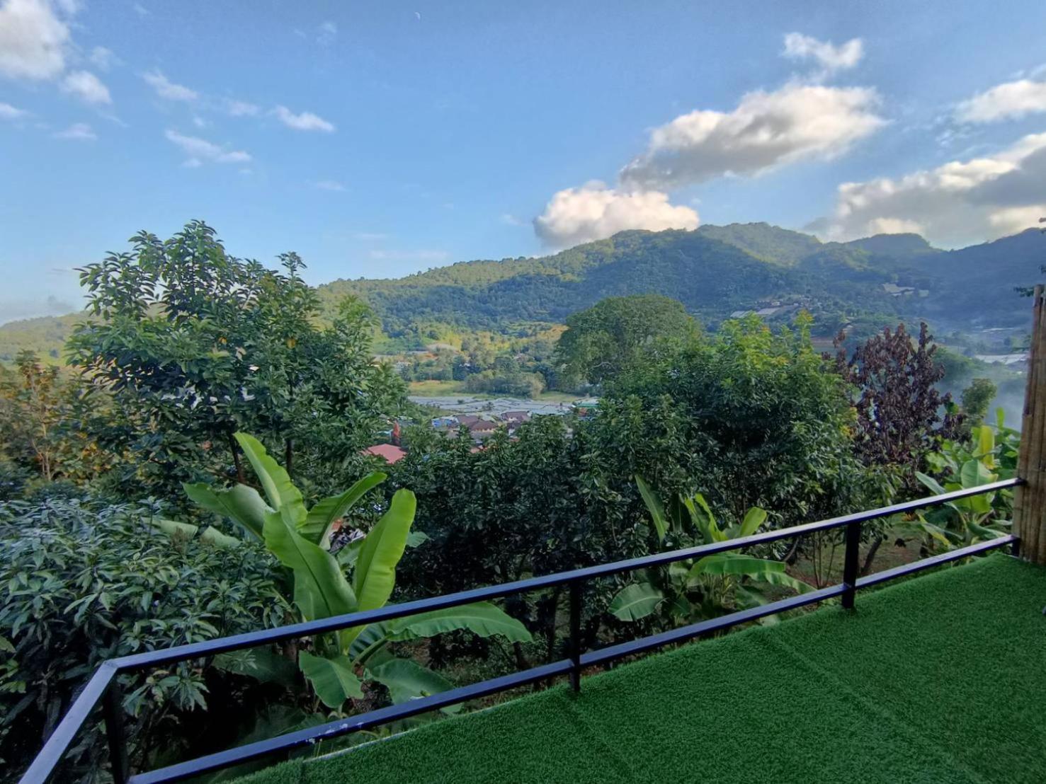 Mon View Doi Hotel Chiang Mai Eksteriør billede